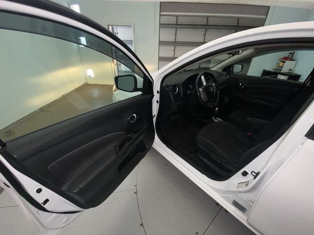 2017 Nissan Versa 1.6 SV