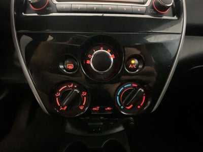 2017 Nissan Versa 1.6 SV