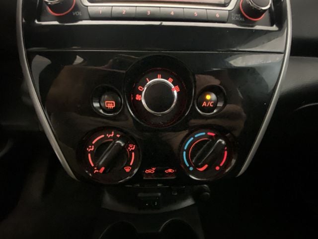 2017 Nissan Versa 1.6 SV