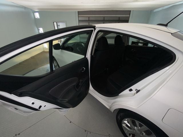 2017 Nissan Versa 1.6 SV
