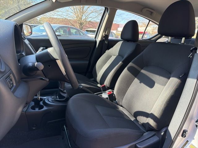 2019 Nissan Versa 1.6 S