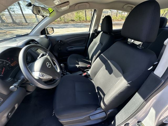 2019 Nissan Versa 1.6 S