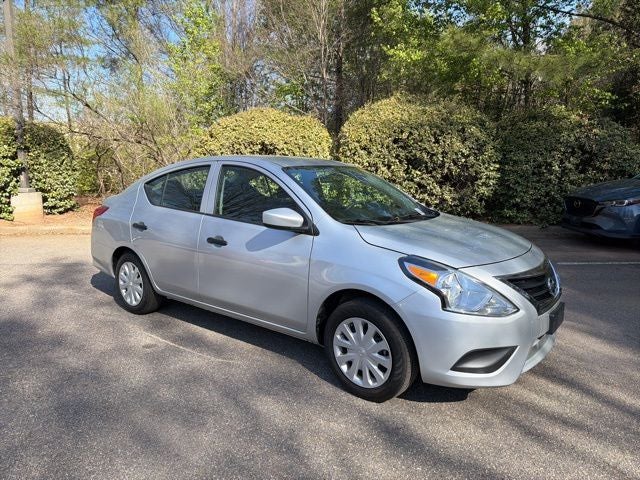 2019 Nissan Versa 1.6 S