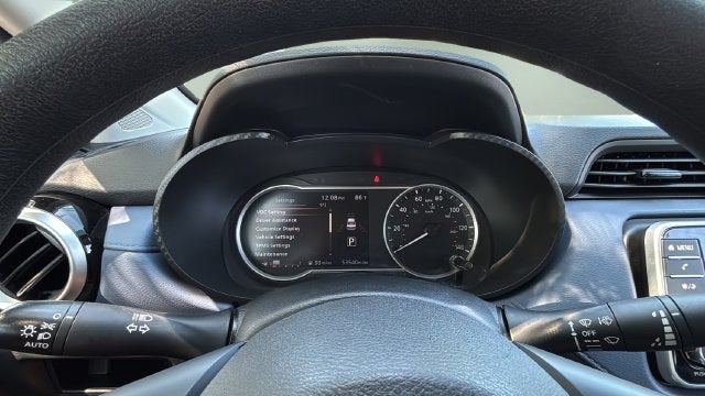 2024 Nissan Versa 1.6 SV