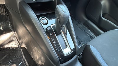 2024 Nissan Versa 1.6 SV