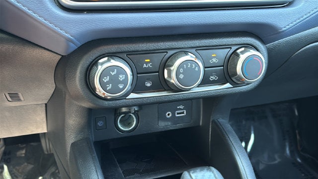 2024 Nissan Versa 1.6 SV