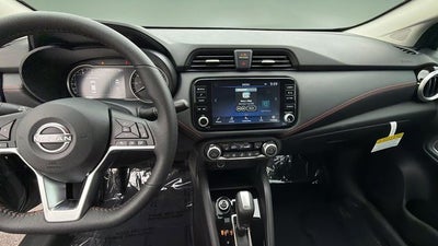 2025 Nissan Versa 1.6 SR