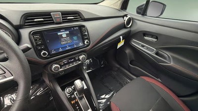 2025 Nissan Versa 1.6 SR