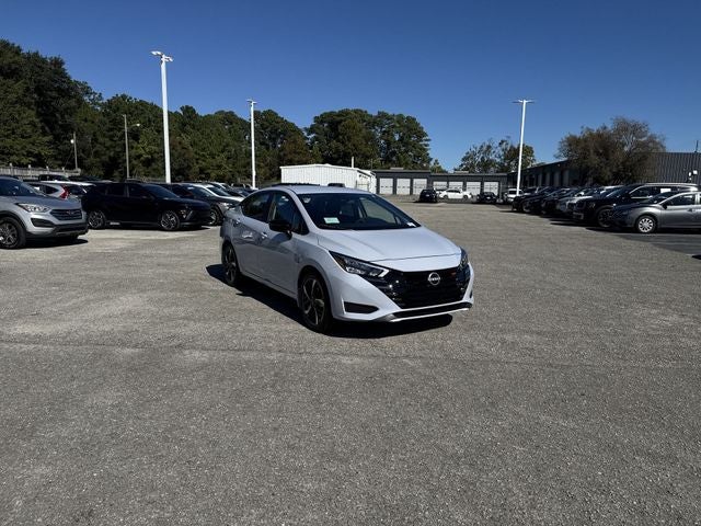 2025 Nissan Versa 1.6 SR
