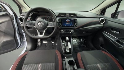 2025 Nissan Versa 1.6 SR