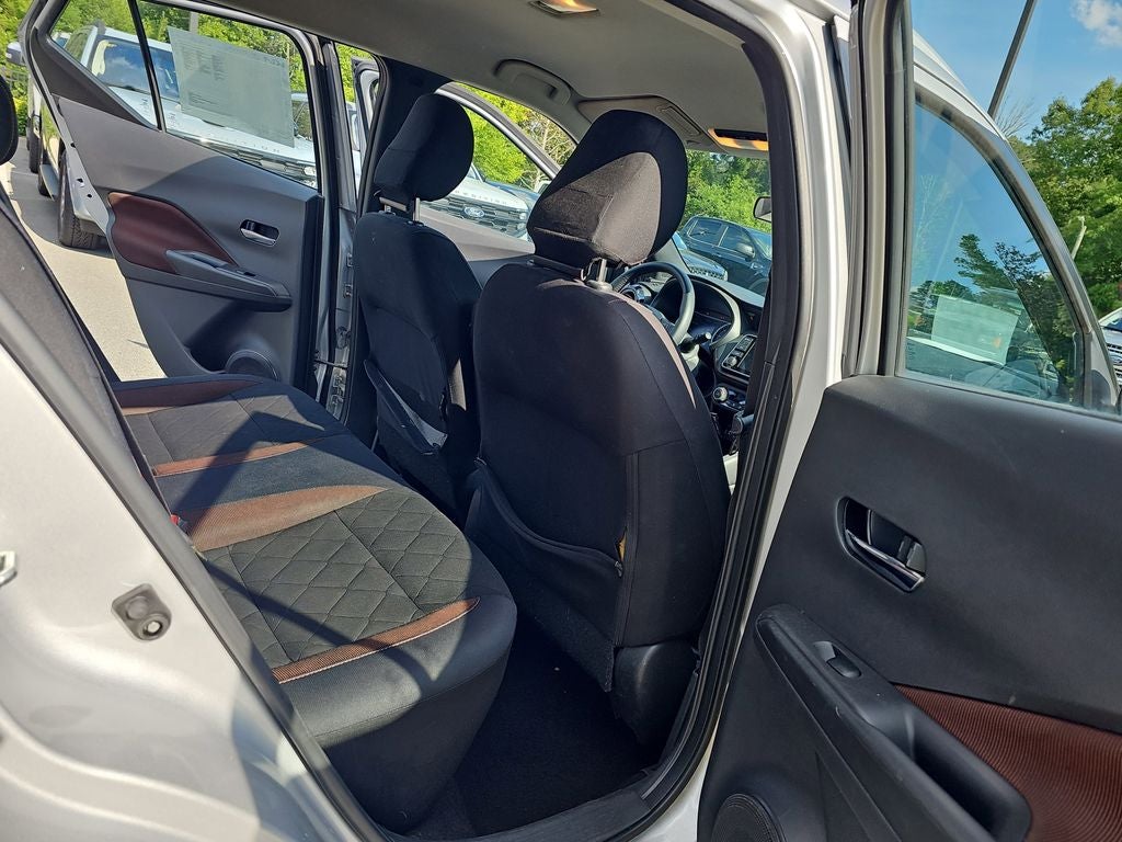 2019 Nissan Kicks SR