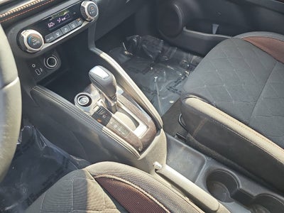 2019 Nissan Kicks SR