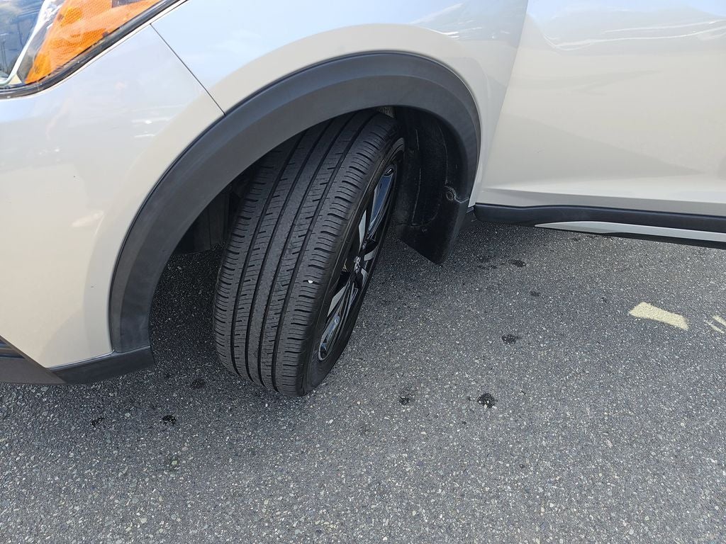 2019 Nissan Kicks SR