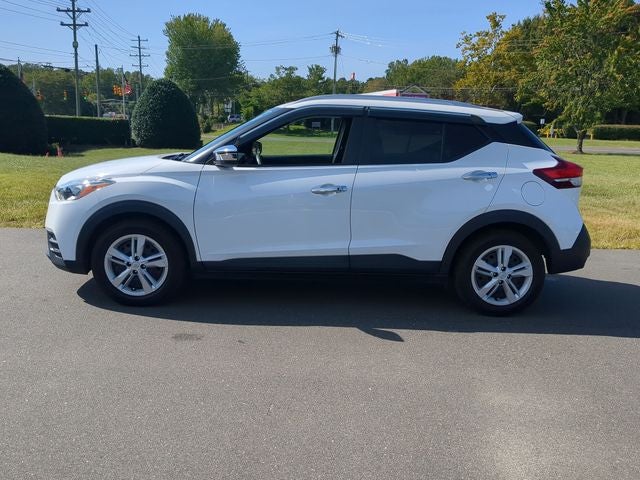 2019 Nissan Kicks S