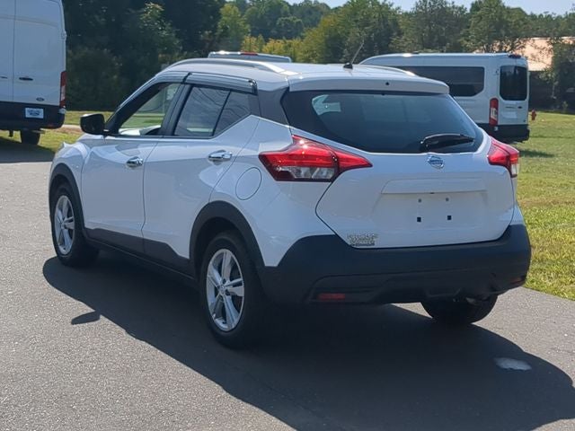 2019 Nissan Kicks S