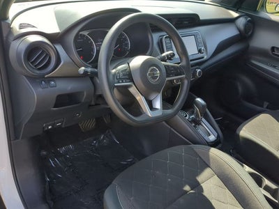 2019 Nissan Kicks S