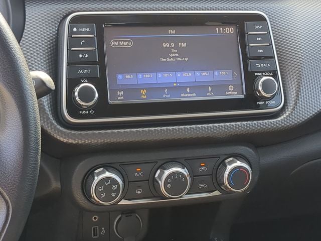 2019 Nissan Kicks S