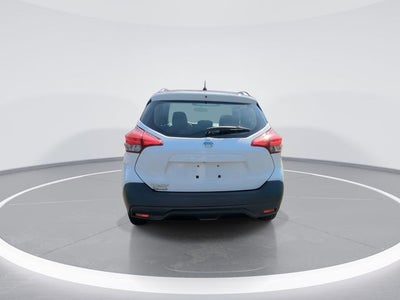 2019 Nissan Kicks S