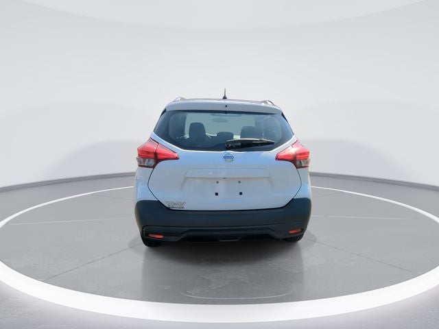 2019 Nissan Kicks S