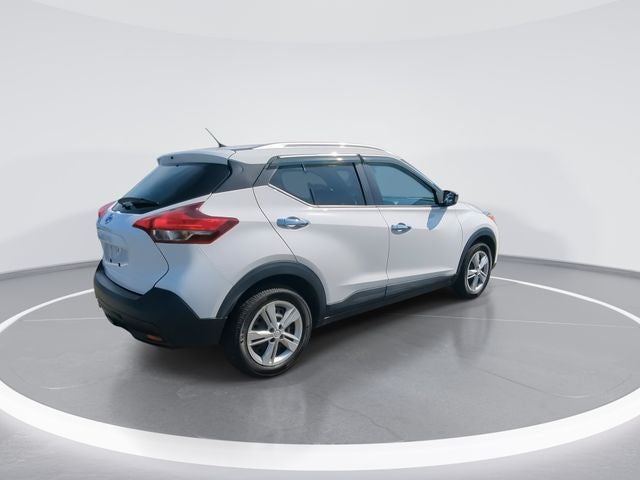 2019 Nissan Kicks S