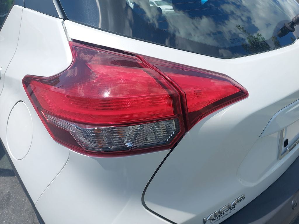 2020 Nissan Kicks SV