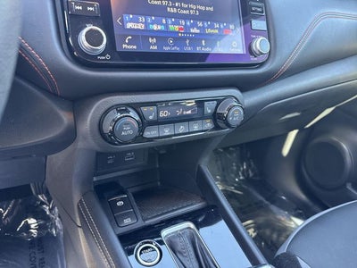 2023 Nissan Kicks SR