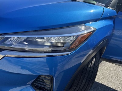 2023 Nissan Kicks SR