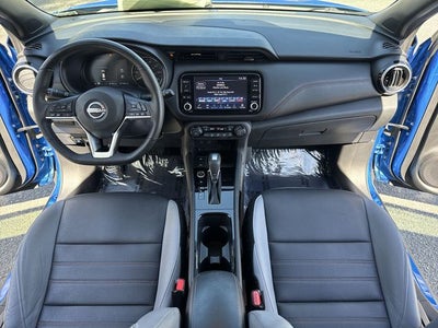 2023 Nissan Kicks SR