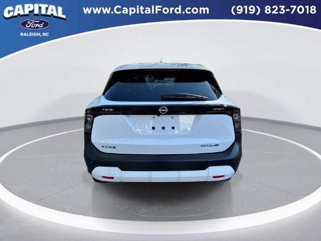 2025 Nissan Kicks SV