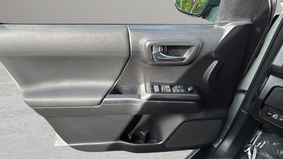 2022 Toyota Tacoma TRD Off-Road V6