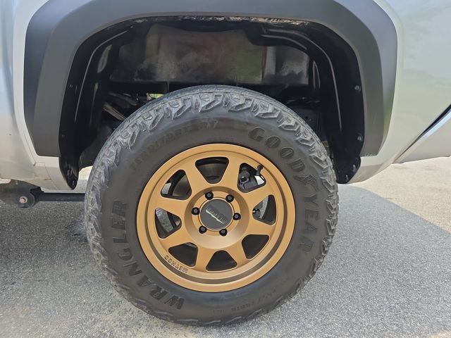 2024 Toyota Tacoma TRD Off-Road