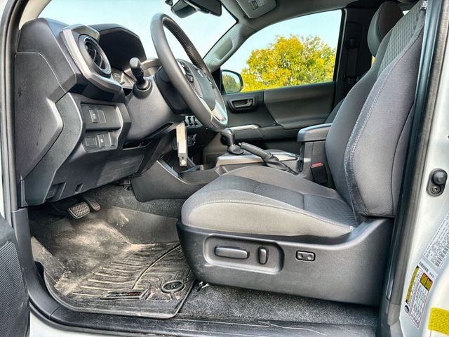 2020 Toyota Tacoma SR5 V6