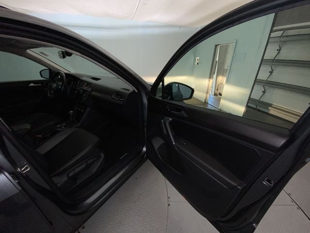 2018 Volkswagen Tiguan 2.0T SEL 4Motion