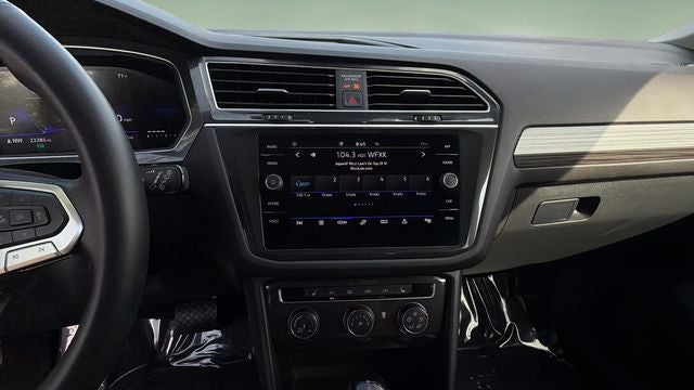 2024 Volkswagen Tiguan 2.0T SE