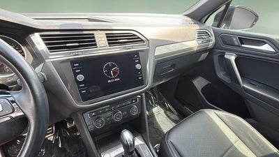 2021 Volkswagen Tiguan 2.0T SE R-Line Black
