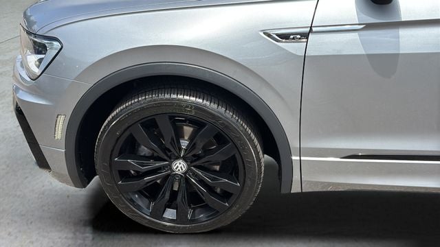 2021 Volkswagen Tiguan 2.0T SE R-Line Black