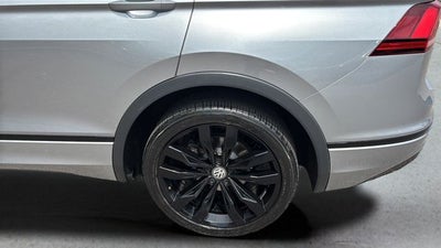 2021 Volkswagen Tiguan 2.0T SE R-Line Black