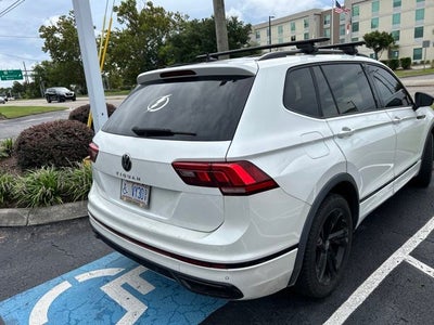 2023 Volkswagen Tiguan 2.0T SE R-Line Black