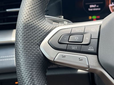 2025 Volkswagen Tiguan 2.0T SE R-Line Black