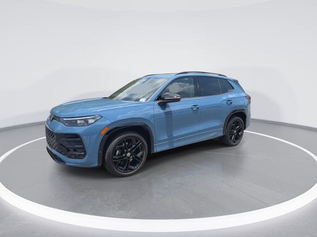 2025 Volkswagen Tiguan 2.0T SE R-Line Black