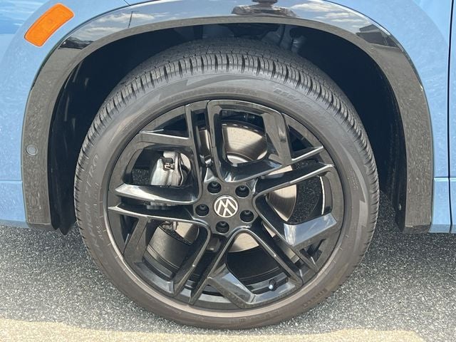 2025 Volkswagen Tiguan 2.0T SE R-Line Black