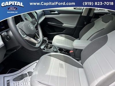 2023 Volkswagen Taos 1.5T SE