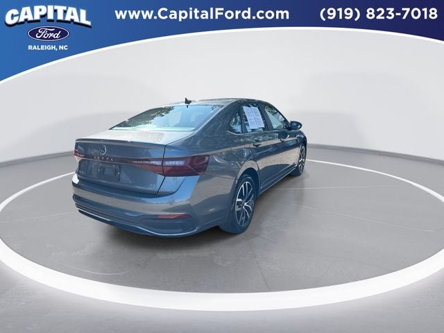 2025 Volkswagen Jetta 1.5T SE