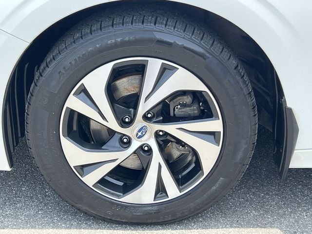 2021 Subaru Legacy Base