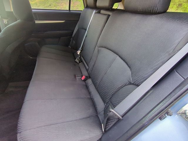 2010 Subaru Outback 2.5i Premium