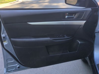 2010 Subaru Outback 2.5i Premium