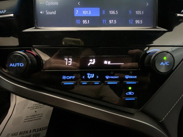 2019 Toyota Camry SE