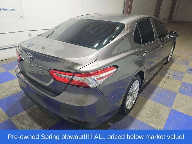 2018 Toyota Camry LE