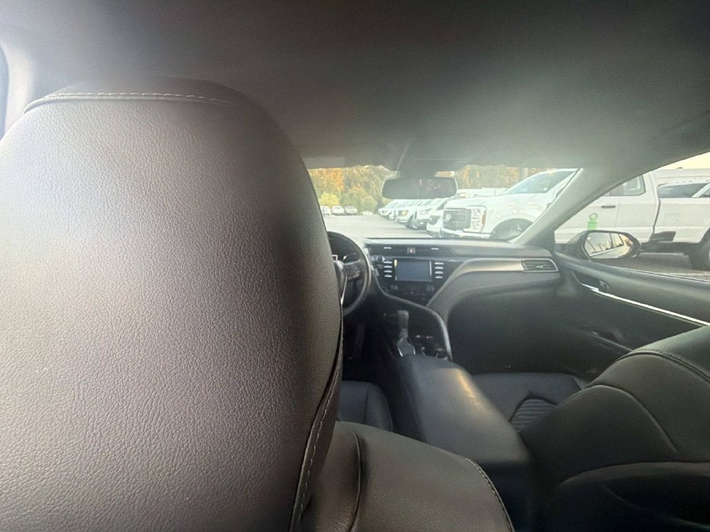 2019 Toyota Camry SE