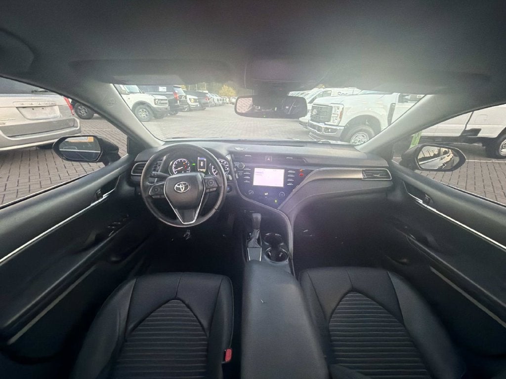 2019 Toyota Camry SE